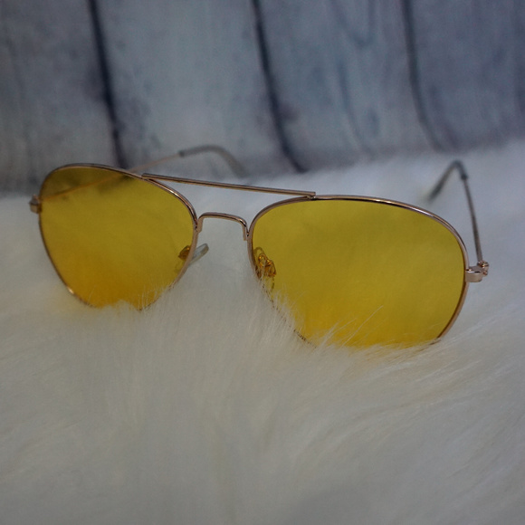 Other - NEW Classic Aviator Sunglasses Colored Lens